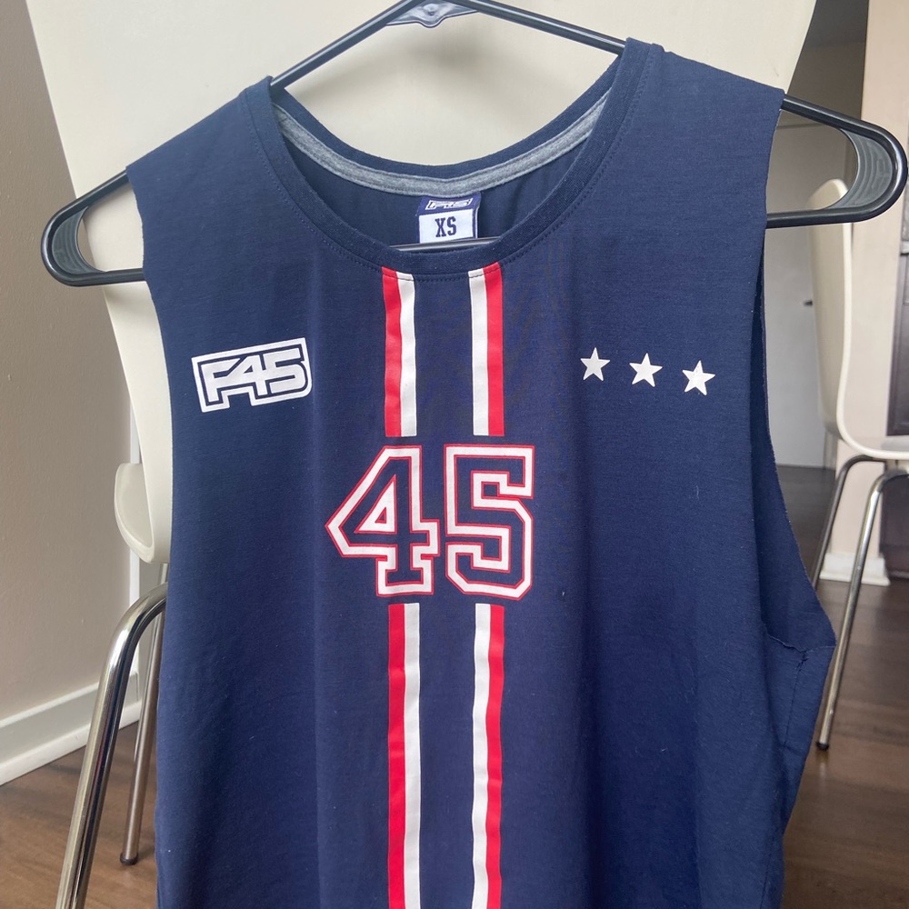 F45 Navy crop top (XS)
